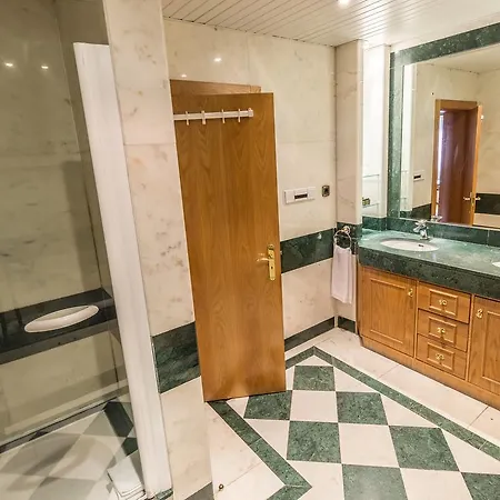 Apartment Luxury & Wide Av. Da Republica *