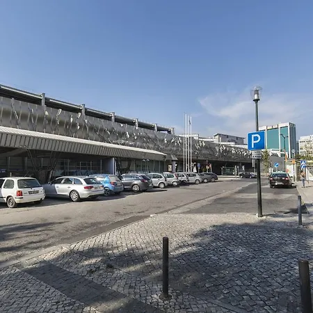 Luxury & Wide Av. Da Republica Apartment Lisbon